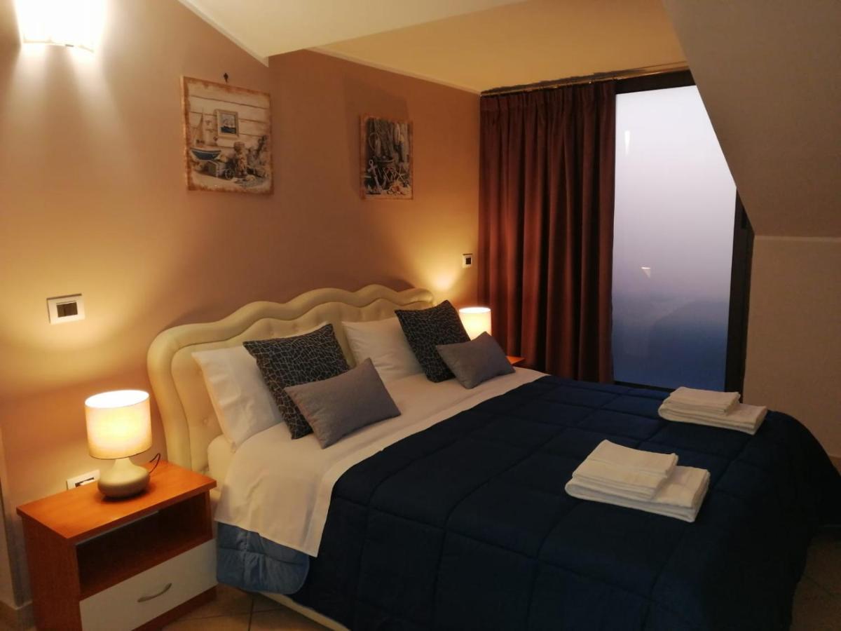 B&B Louise Santa Maria Capua Vetere Kültér fotó